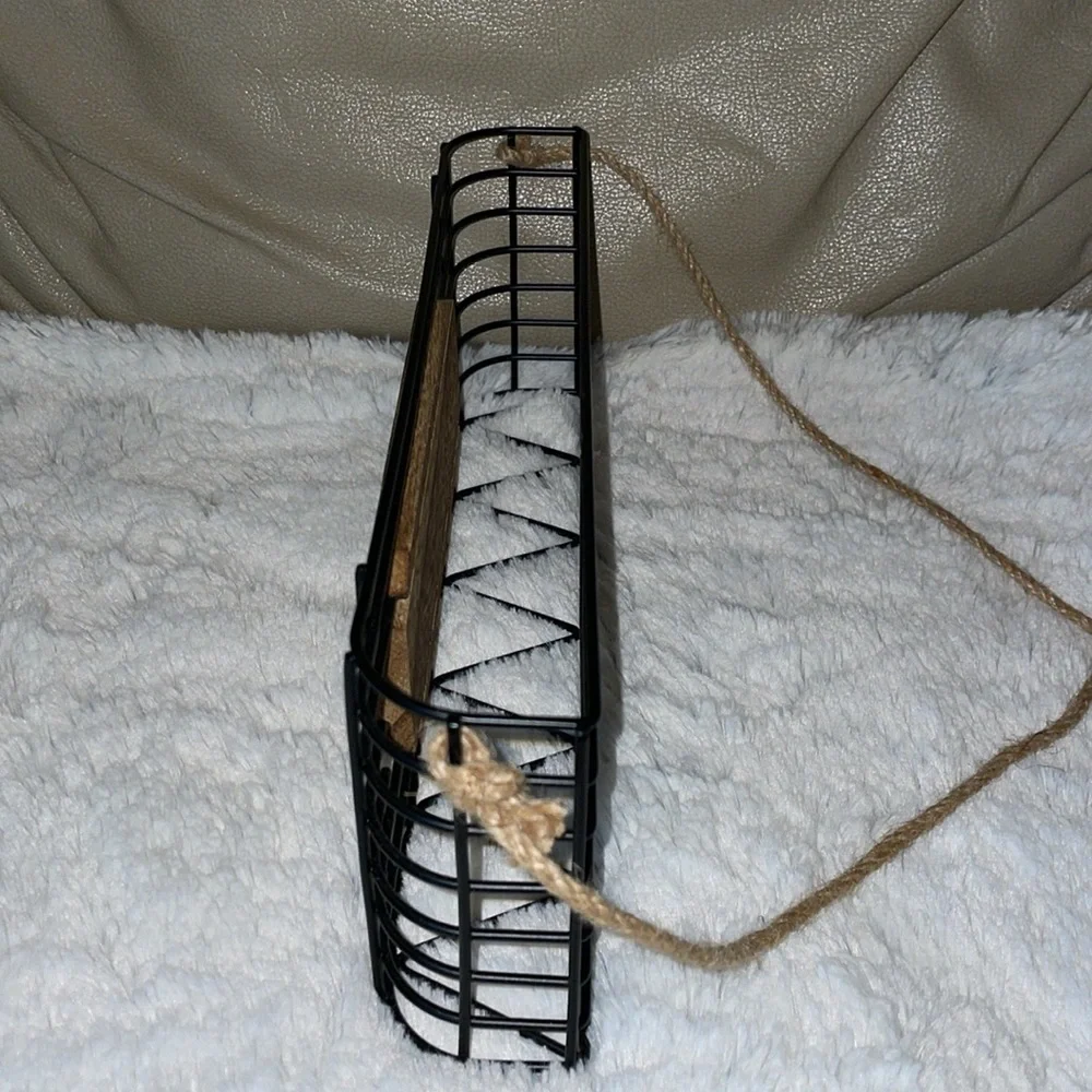 NWOT Black Wire Mail Holder with Wooden Sign - Picture 2 of 3